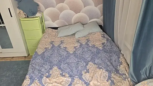 دردشة AnnaSpirit الجنسية المباشرة