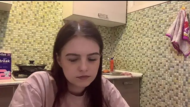 دردشة KikiAmino الجنسية المباشرة