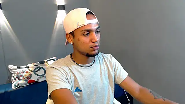 mateonick40 Chat XXX live