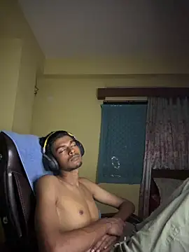 thecatfishh Adlı Modelin Web Kamerası Şovu