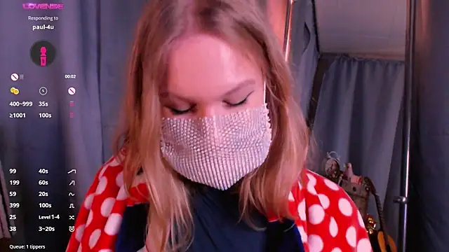 burning__g1rl 即時 XXX 聊天