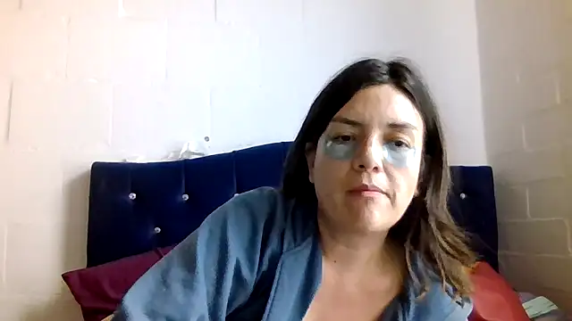 princessbella93 即時 XXX 聊天