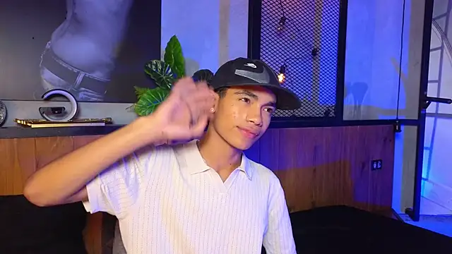 AlanCutee Chat XXX in diretta