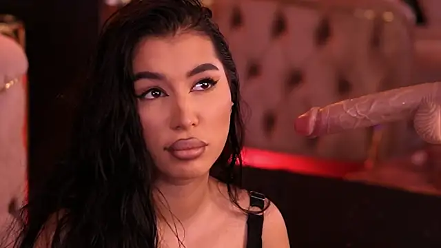 CherrieTeen live XXX chat