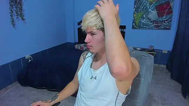 patrik_027 Chat XXX in diretta