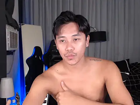 Chatroom XXX en direct de alexsuckable01