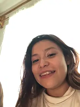 Pertunjukan Kamera Web 3littles