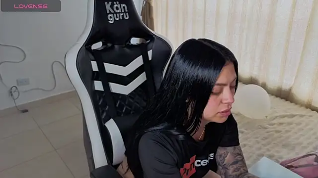 Victoryyy_: απευθείας συνομιλία ΧΧΧ