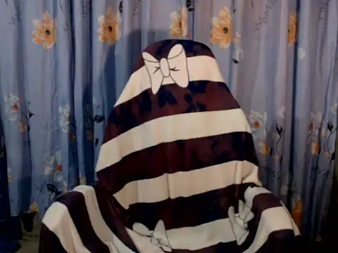 urlover_mae26 Live XXX Chat