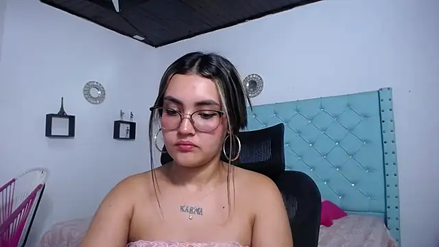 แชท XXX สดของ kathe-mills235