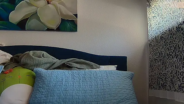 lavender_spits élő XXX-chatje