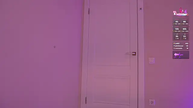 Miablueye 现场XXX聊天