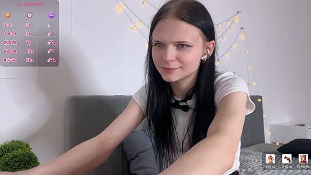 meowchaa élő XXX-chatje