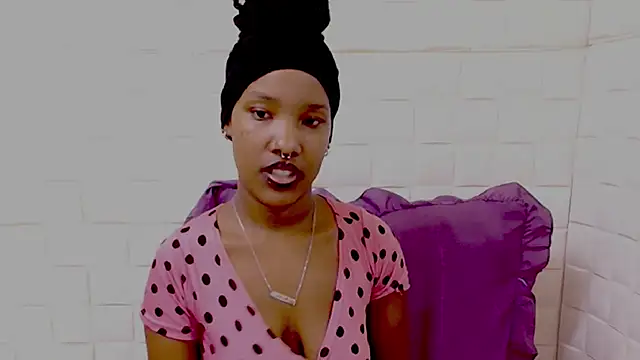 Chat XXX ao vivo de EroticSexyPrada