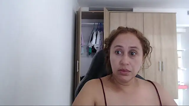 RoxanaLove9: онлайн-секс-чат