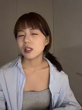 Nana-3: онлайн-секс-чат