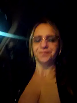 BLONDKICIA1 Chat XXX in diretta