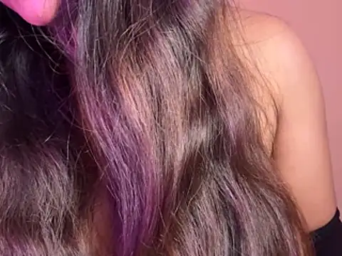 Its_cherry_magic Show in webcam