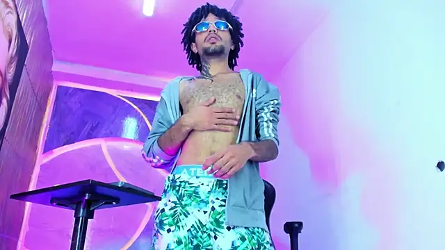 Show modela Josh_Hot_Sex na web-kameri