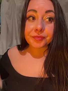 DaisyStreet's Live XXX Chat