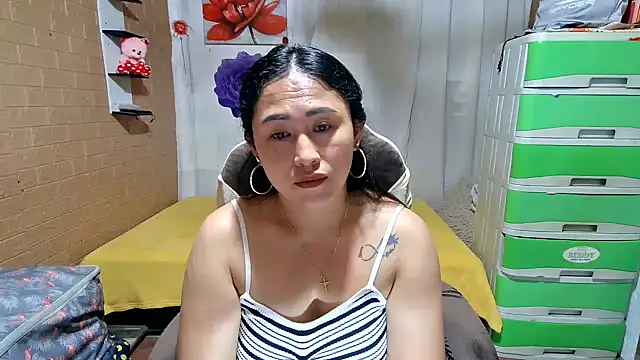 Chat XXX en directo de Filipina_Desire