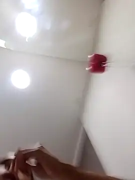 Pertunjukan Kamera Web Novalewis_