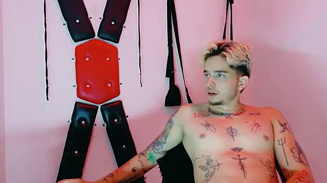 Chat XXX en directo de AliceandMax