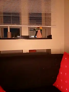 XXX chat uživo modela ORUOMA