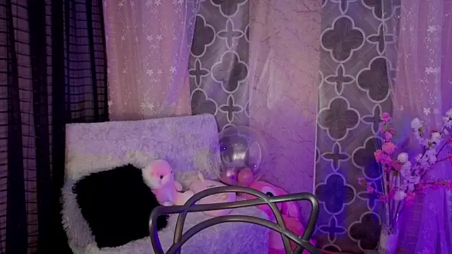 Kayleemorales Chat XXX live