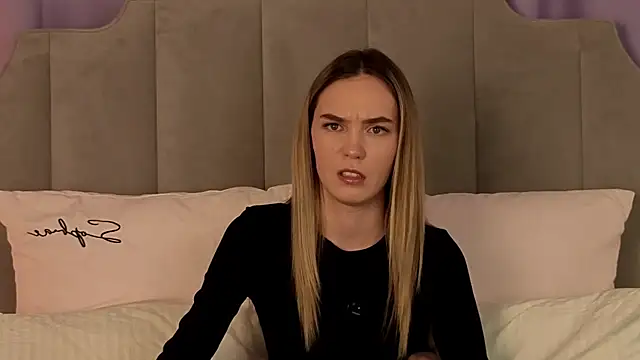 NikkiRyx Webcam show