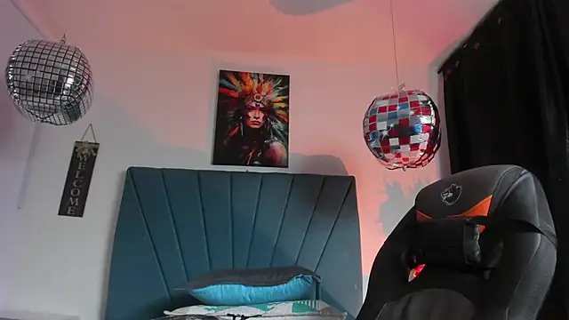 Ariel_star1 লাইভ XXX চ্যাট