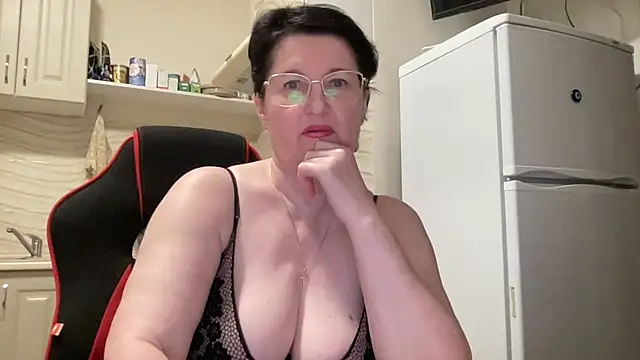 _HotMilfPussy_のライブXXXチャット