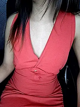 Pokazy przed kamerką – Leeezz_ahh