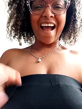 BiiancaEstradaa 即時 XXX 聊天