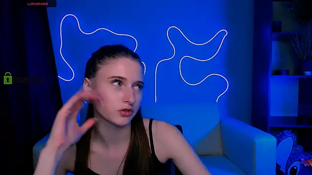 nekky_mouse élő XXX-chatje