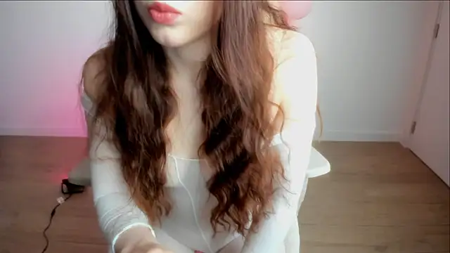 stacyluxxe Adlı Modelin Canlı XXX Sohbeti