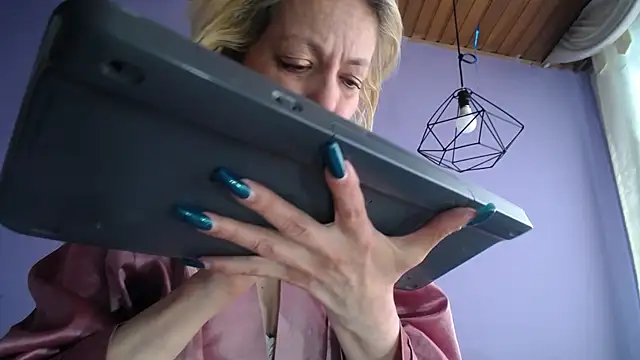 sophia_ny's Live XXX Chat