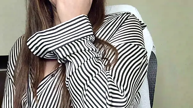 Nyra-Goddess 现场XXX聊天