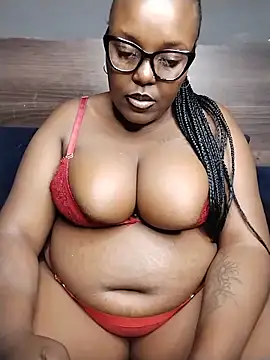 CHERRYYUMMY Show in webcam