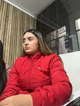 Antonella_Julieta – Kamerová šou