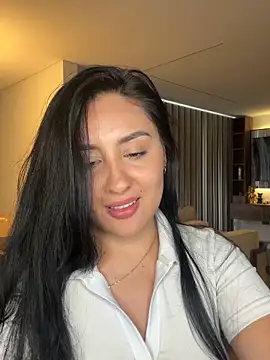 AnushaKumari's Live XXX Chat