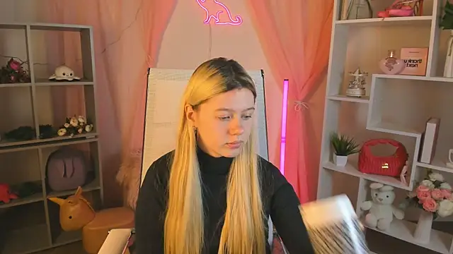 Czat XXX na żywo – CelestineMauriac