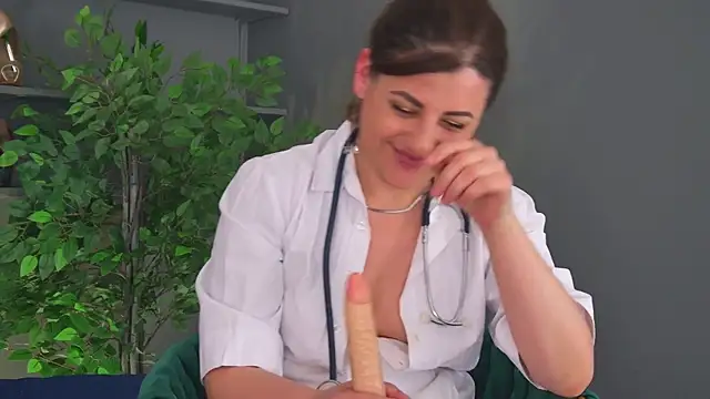 AmmyFlirty 即時 XXX 聊天