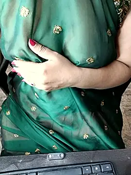 Madhu_Reddy46 Show in webcam