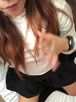 XXX chat uživo modela 3littles