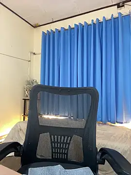 Mimi_Mckinley 即時 XXX 聊天