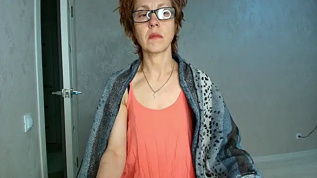 LioraWeiss 现场XXX聊天