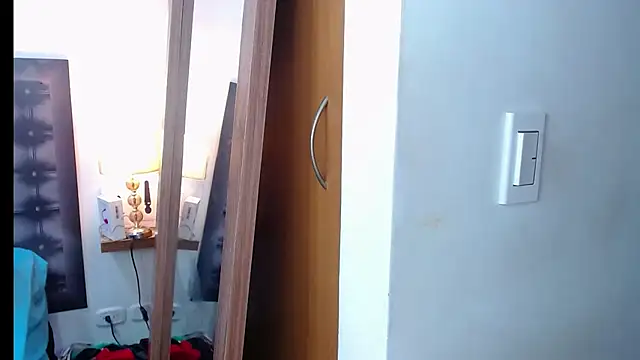 sandra_20のライブXXXチャット