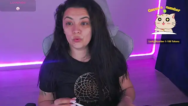 Czat XXX na żywo – LuciaLoca