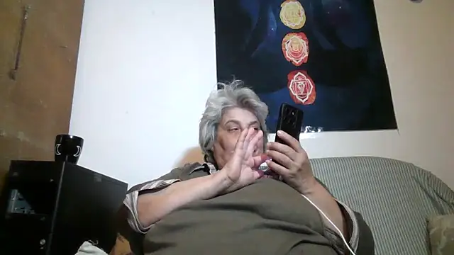 ExquisiteMature 即時 XXX 聊天